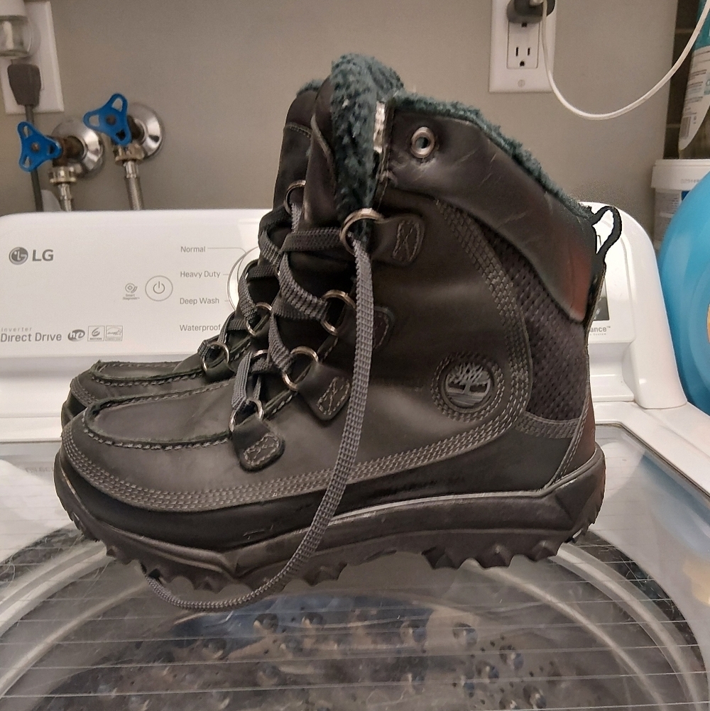 Timberland  Black Chilberg 8 Inch Insulated Lace-Up Boots